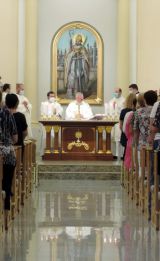 Mons. Viliam Judák pri prejave.
